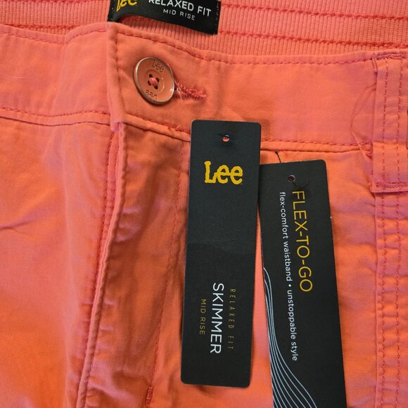 NWT ✨  Lee Flex-To-Go Cargo Skimmer Capris - Size 20 - Picture 2 of 5